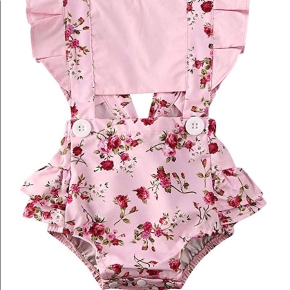 Girl 0-6 month outfit - Picture 1 of 2